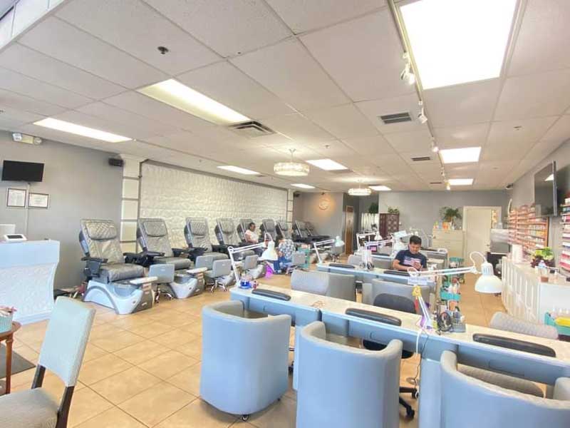 Cần Sang Gấp Tiệm Nail Đã Có Lượng Khách Ổn Định In Orlando FL