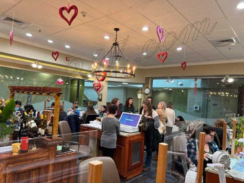 Sang Tiệm Nails Hơn 1 Triệu / Năm In Eugene OR