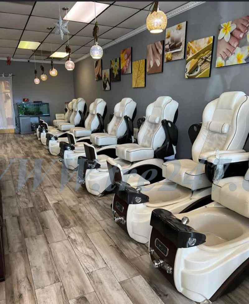 Cần Sang Gấp Tiệm Nail In West Palm Beach, Florida 33403