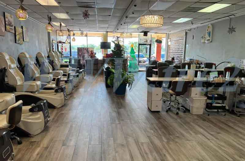 Cần Sang Gấp Tiệm Nail In West Palm Beach, Florida 33403