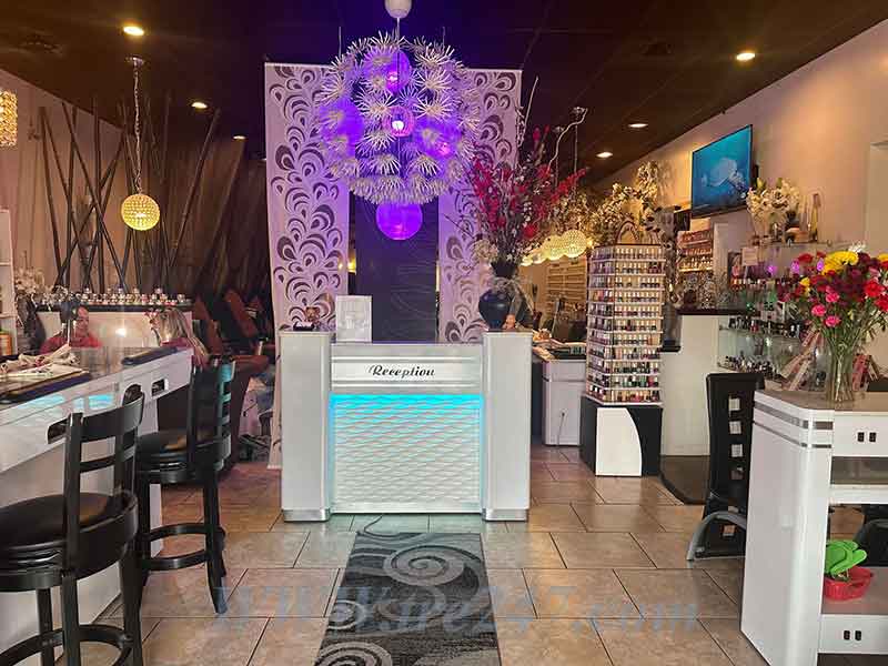 Cần Sang Gấp Tiệm Nails Ở Tallahassee FL.