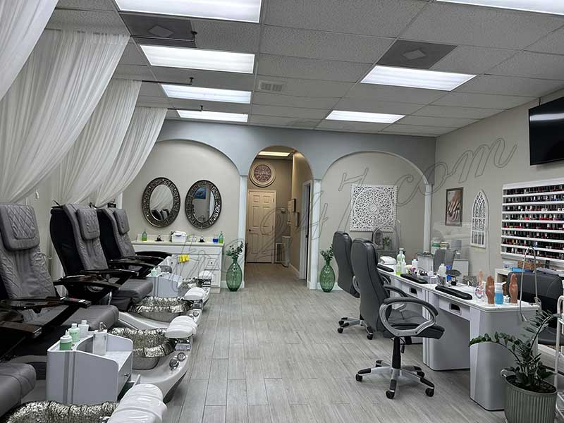 Cần Sang Tiệm Nails In LaBelle FL