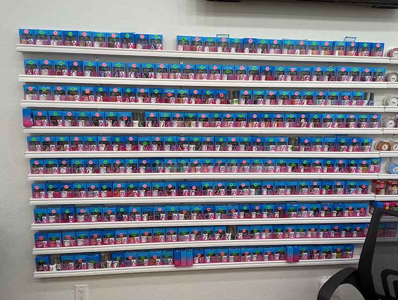 Cần Sang Tiệm Nail In Perris CA 92570