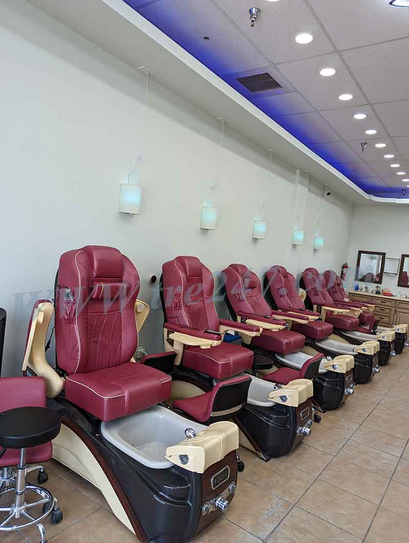 Cần Sang Tiệm Nail In Perris CA 92570