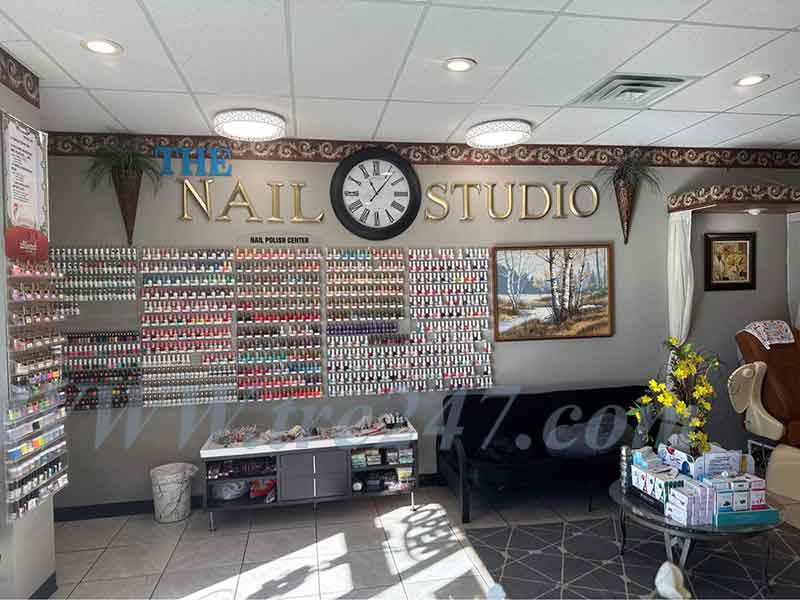 Cần Sang Tiệm Nails In Fayetteville, AR