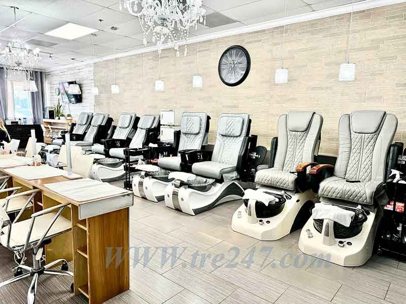 Bán Tiệm Nail Salon Tại Naples FL. 34104