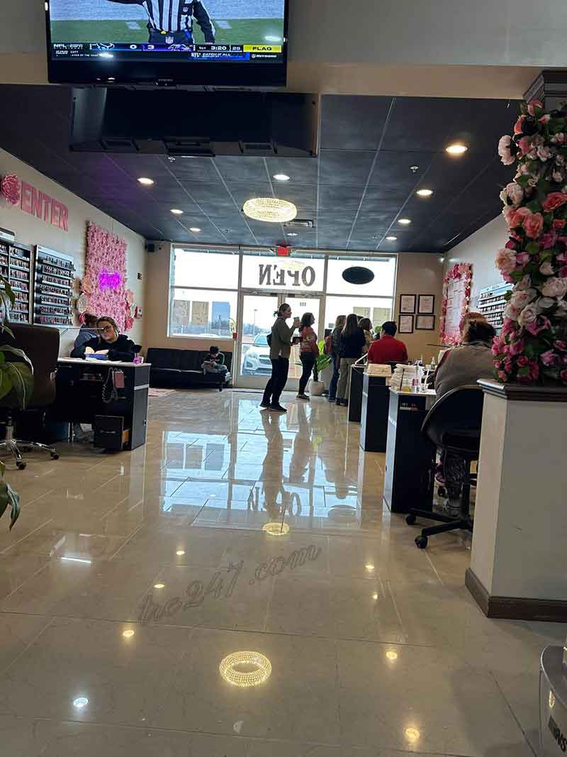 cần Bán Tiệm Nail In Triadelphia, WV