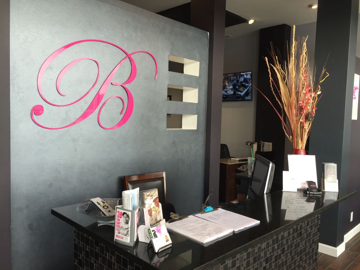 Cần Thợ Nais In Plainfield, IL