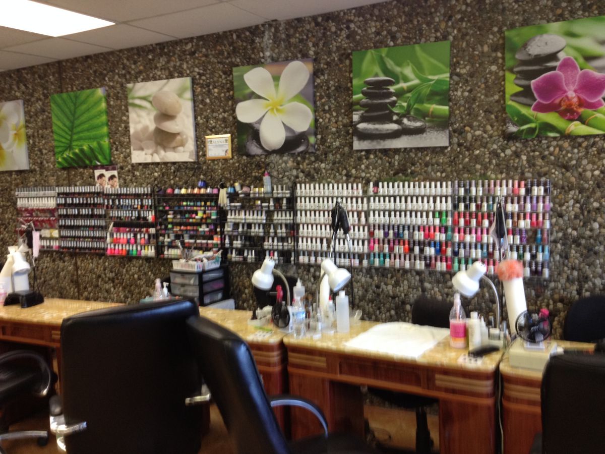Cần Thợ Nails In East Wenatchee, WA
