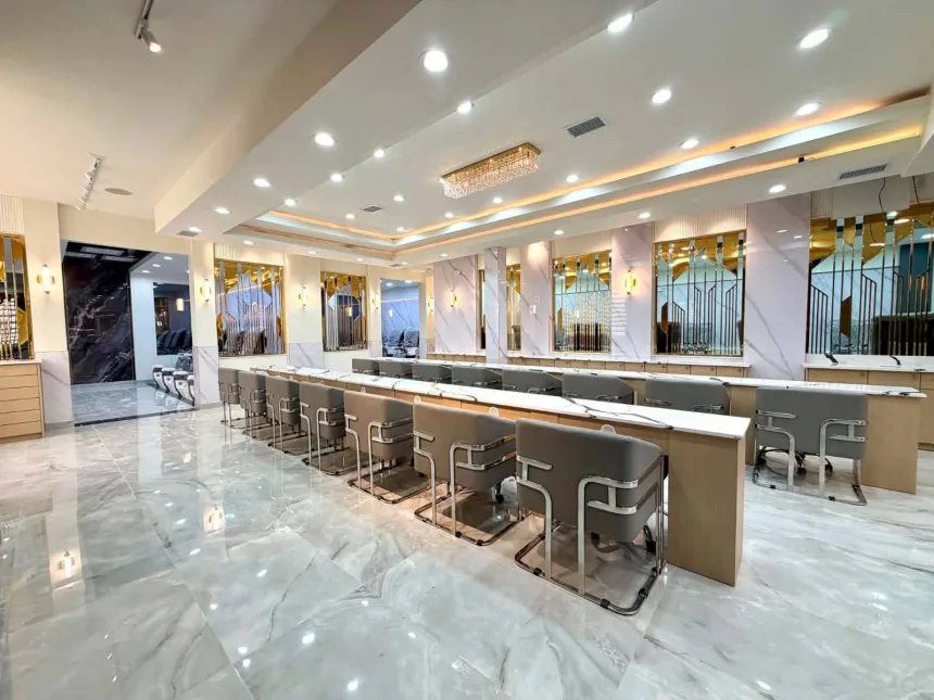 Cần Thợ Nails Longview, Texas - Bột