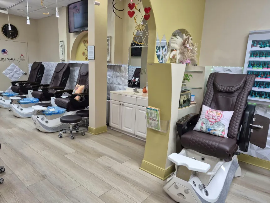 Nail Salon For Sale in Mansfield, TX.