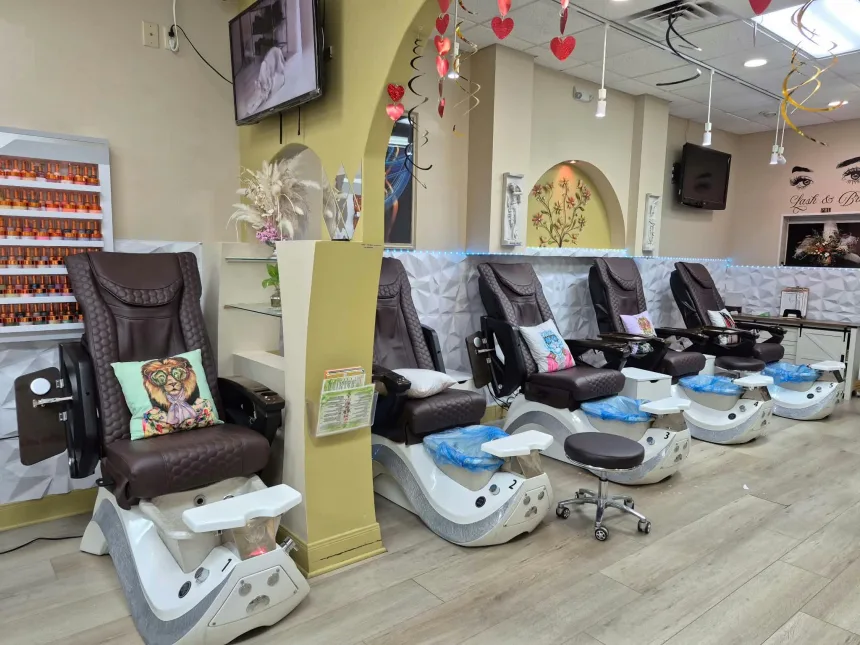 Nail Salon For Sale in Mansfield, TX.