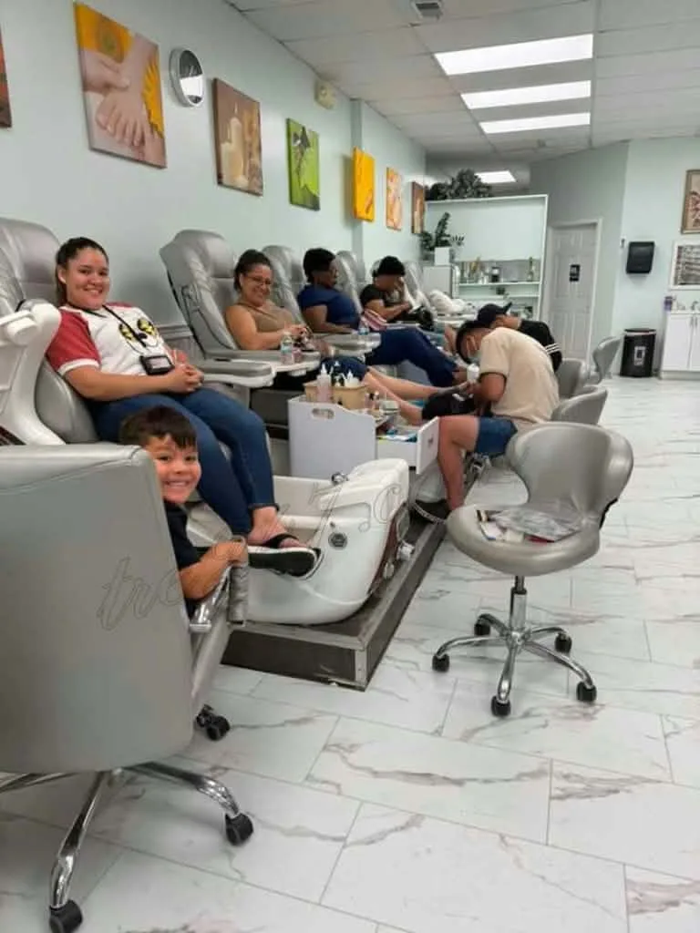 SANG GẤP TIỆM NAIL MARYLAND – GIÁ CHỈ $50k, CÒN THƯƠNG LƯỢNG!