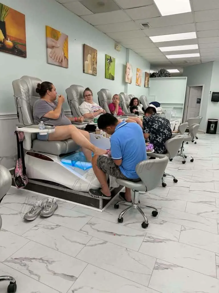 SANG GẤP TIỆM NAIL MARYLAND – GIÁ CHỈ $50k, CÒN THƯƠNG LƯỢNG!