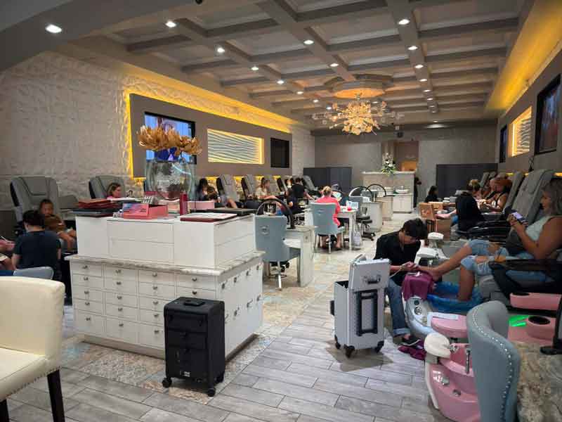 Sang Tiệm Nails Angleton, Texas - Income Tốt