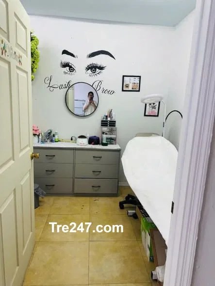 Sang Tiệm Nails Cape Coral, Florida - Income Tốt