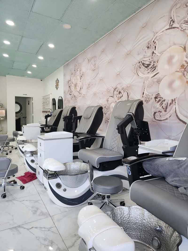 Sang Tiệm Nails Lynchburg, Virginia - Income Tốt