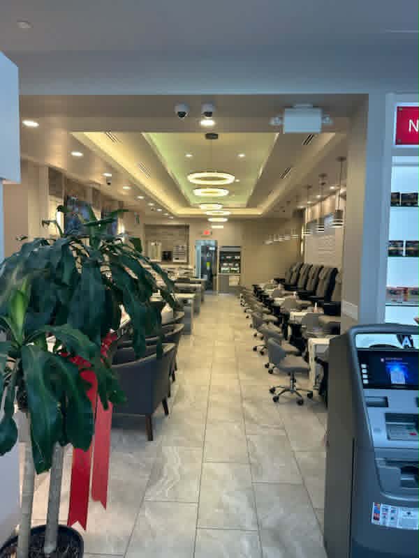 Sang Tiệm Nails Springfield, Pennsylvania - Income Tốt