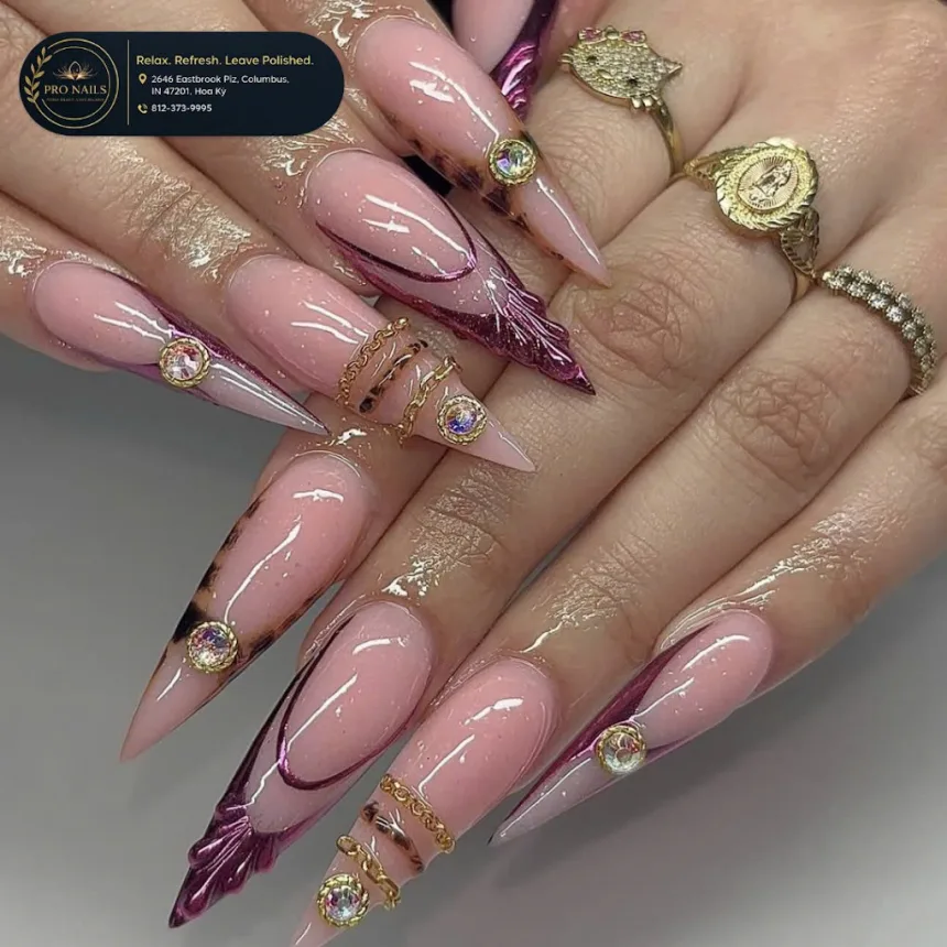 Sang Tiệm Nails Tại Columbus, Indiana