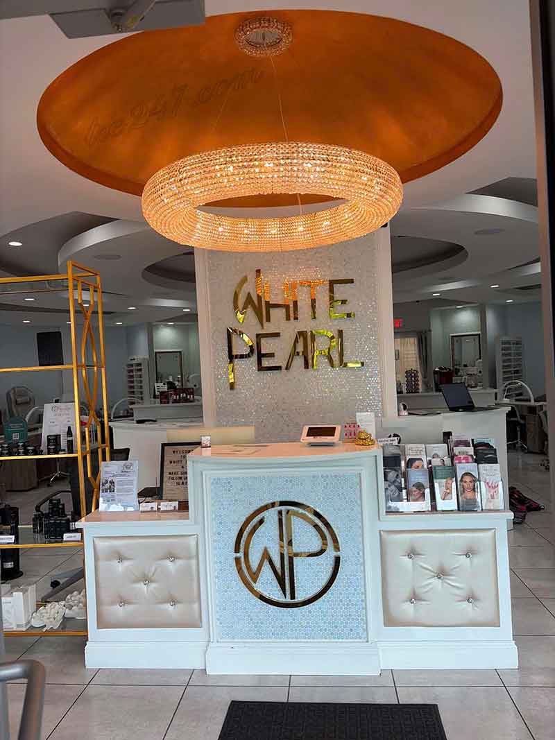 Sang Tiệm Nails Tại Des Plaines, Illinois