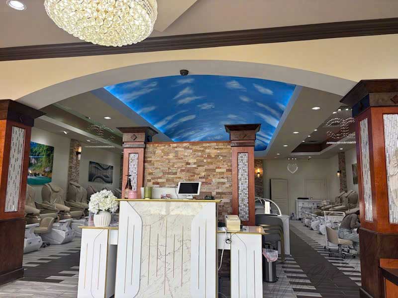 Sang Tiệm NailsTại Nolensville, Tennessee 