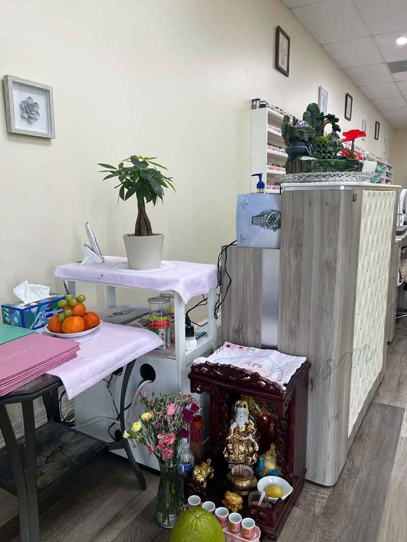 Sang Tiệm Tại Nails SugarLand, Texas - Vị Trí Tốt